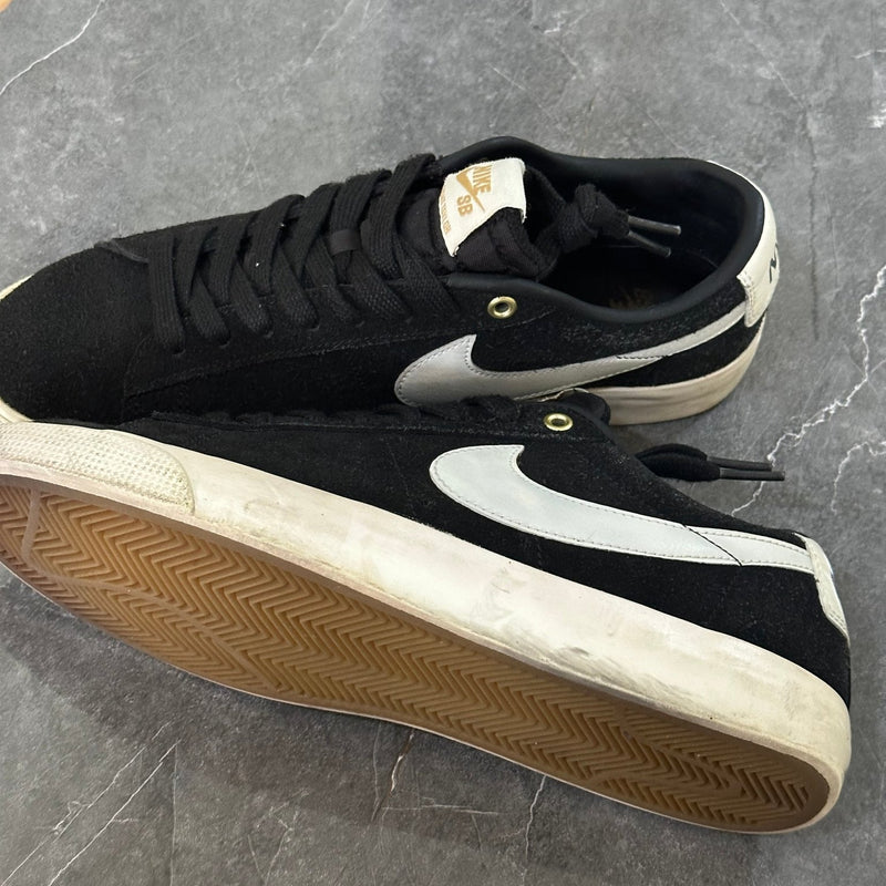 NIKE SB SB ZOOM BLAZER LOW GT - HALO10.